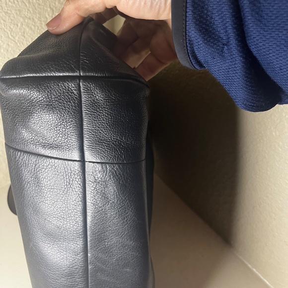 Brighton Black and Tan Shoulder Bag - Picture 9 of 9